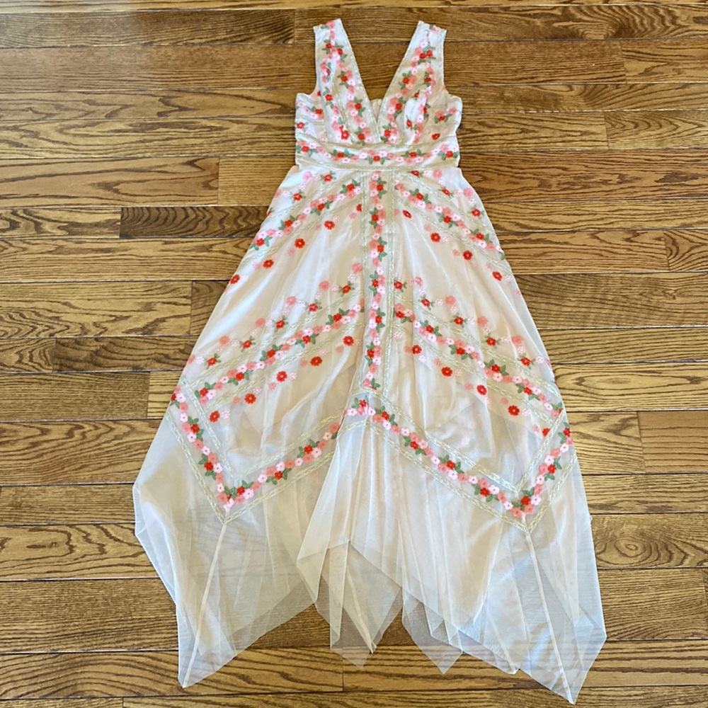 BCBG dress size 8. I took off the tag before trying it on and it was too small.